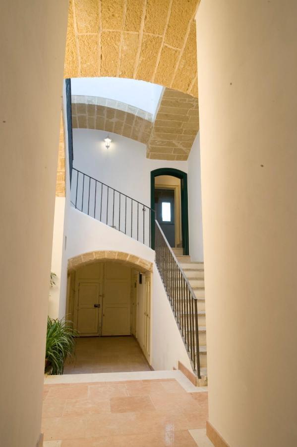 Beautiful Property In The Heart Of 加利波利 外观 照片
